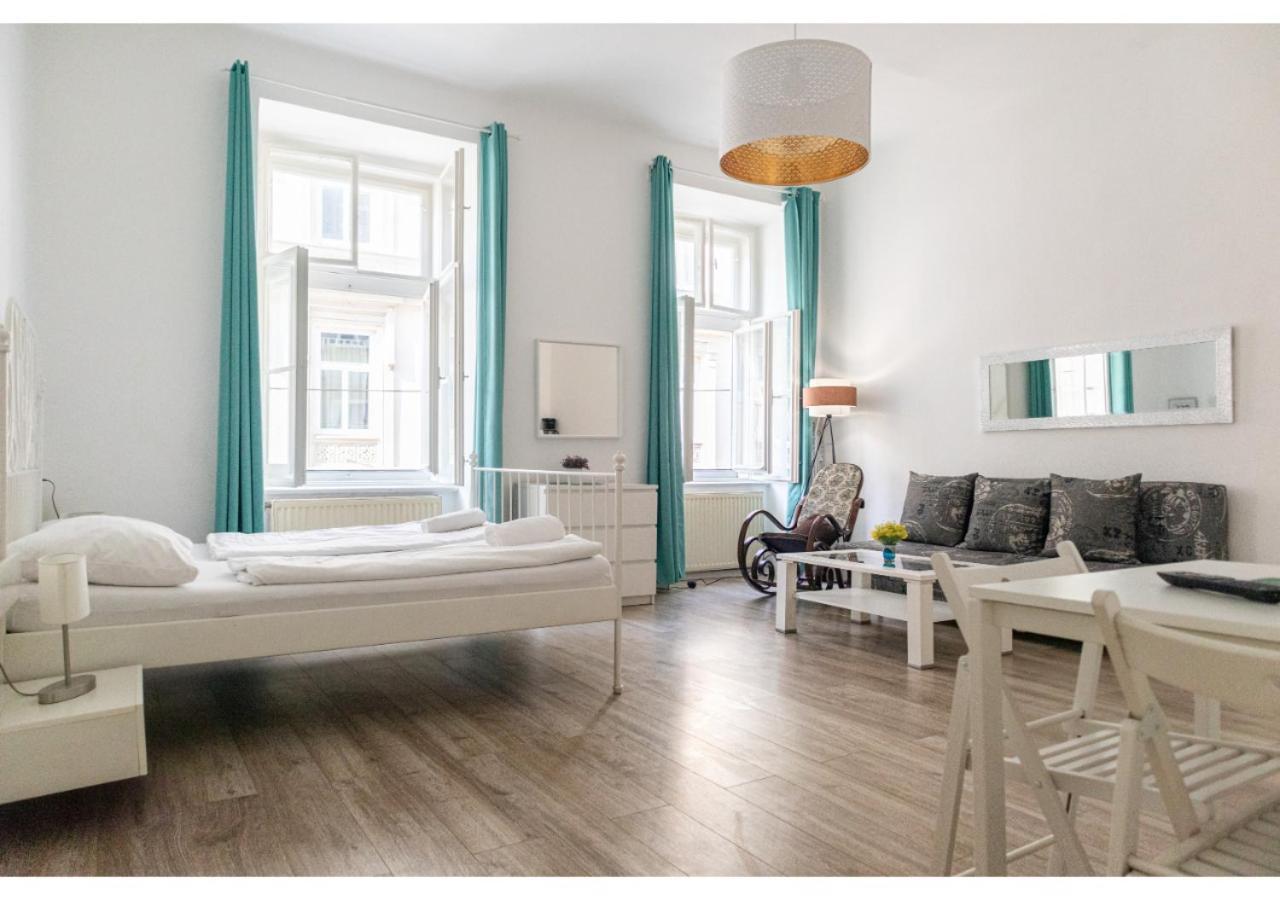 4 Stylish Suitable For Long Apartment