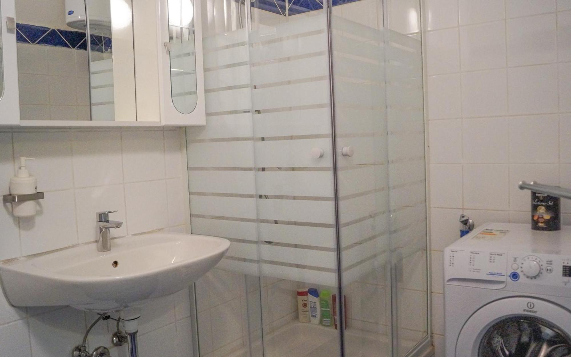 4 Stylish Suitable For Long Apartment