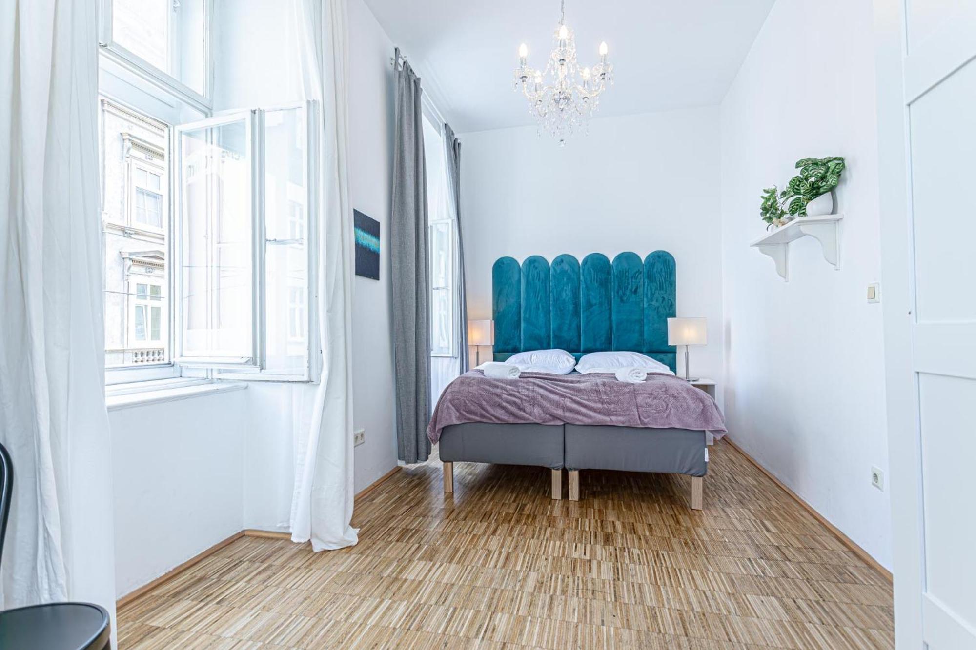 4 Stylish Suitable For Long * Wien